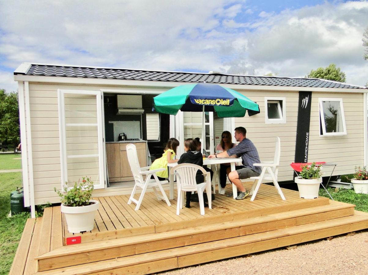 Camping Aux Rives Du Soleil Pont-de-Vaux Buitenkant foto