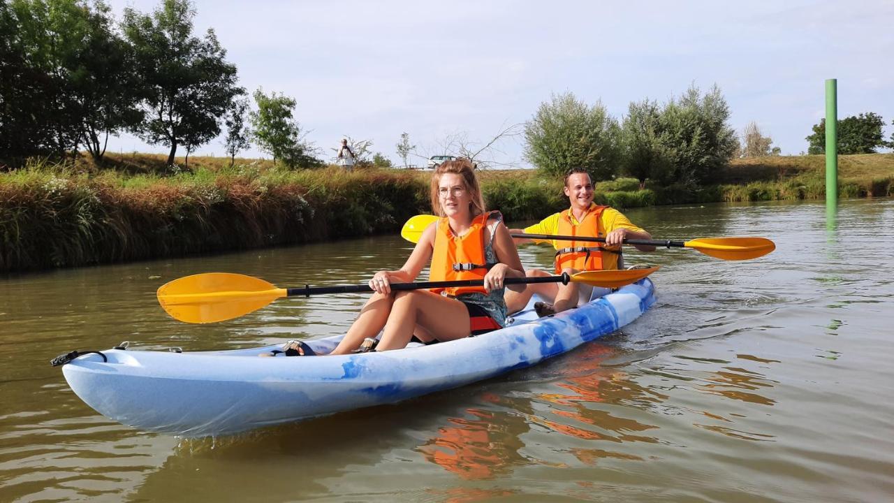 Camping Aux Rives Du Soleil Pont-de-Vaux Buitenkant foto