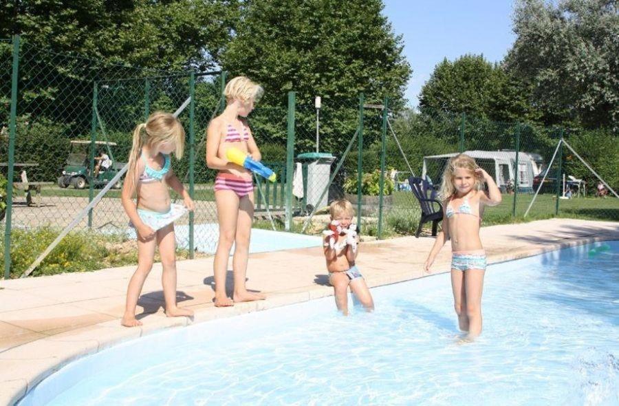 Camping Aux Rives Du Soleil Pont-de-Vaux Buitenkant foto